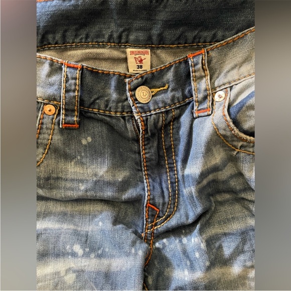 True Religion - Picture 3 of 4